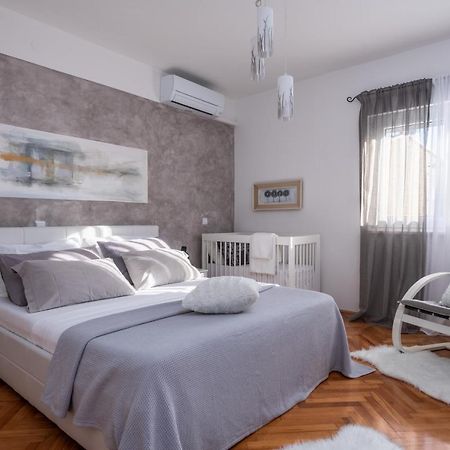 Villa Daniel Pula Ngoại thất bức ảnh
