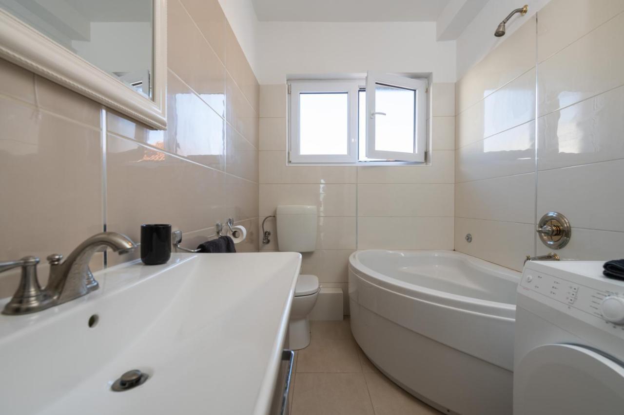 Villa Daniel Pula Ngoại thất bức ảnh